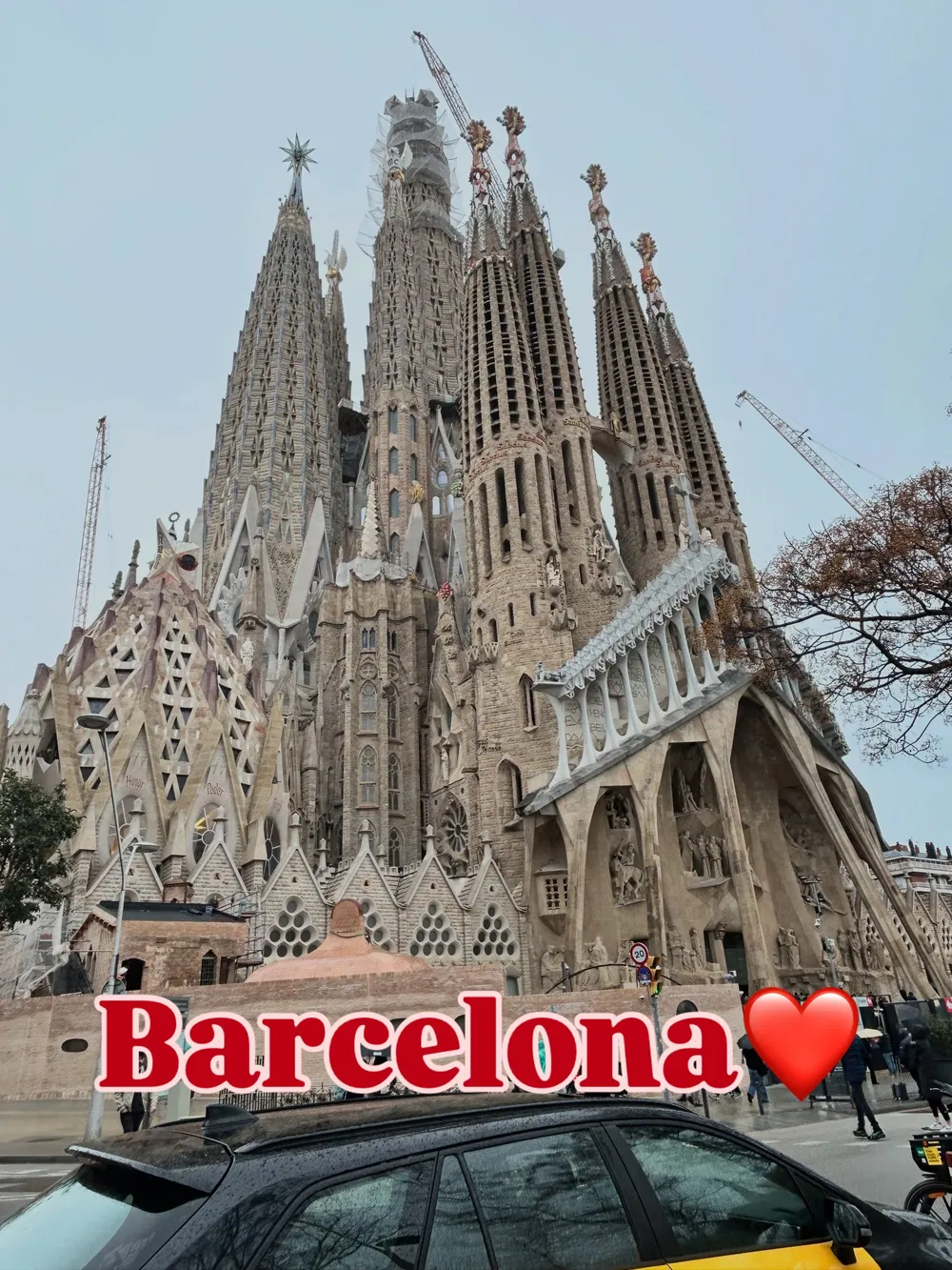 Sagrada Família in Barcelona with the word Barcelona and a heart