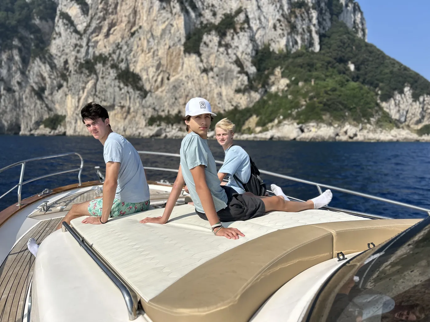 Boat ride under the cliffs of Capri